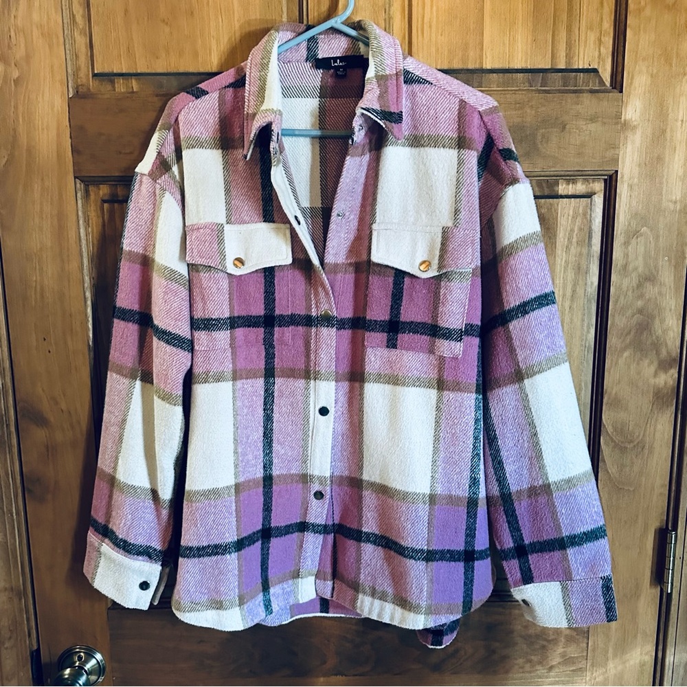 Pink Fall Plaid button up jacket! Lulus brand size medium!